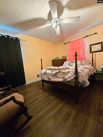 155 S East Ave, Leesville, SC 29070