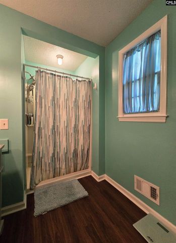 155 S East Ave, Leesville, SC 29070