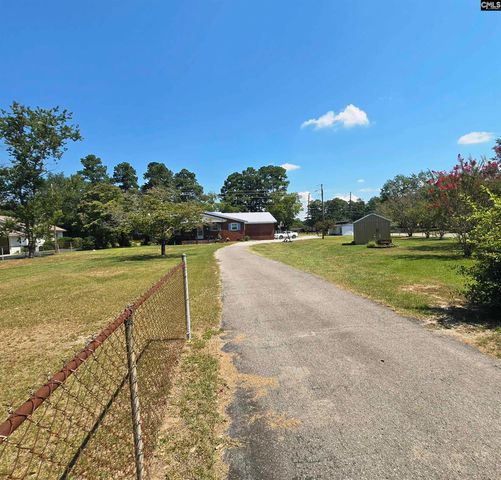 155 S East Ave, Leesville, SC 29070