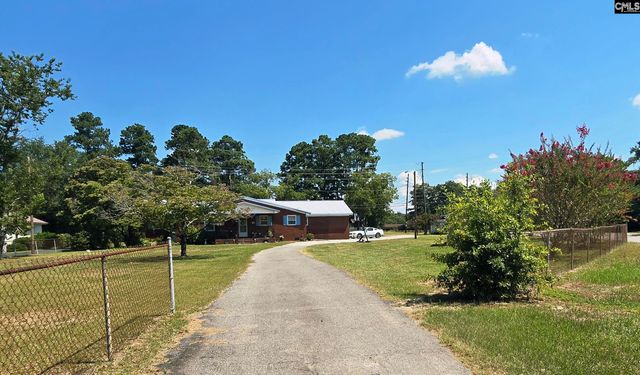 155 S East Ave, Leesville, SC 29070