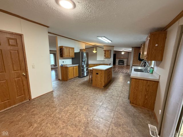 15974 N State Road 9, Summitville, IN 46070