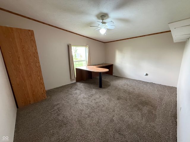 15974 N State Road 9, Summitville, IN 46070