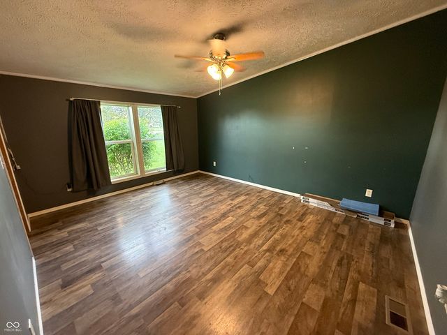 15974 N State Road 9, Summitville, IN 46070