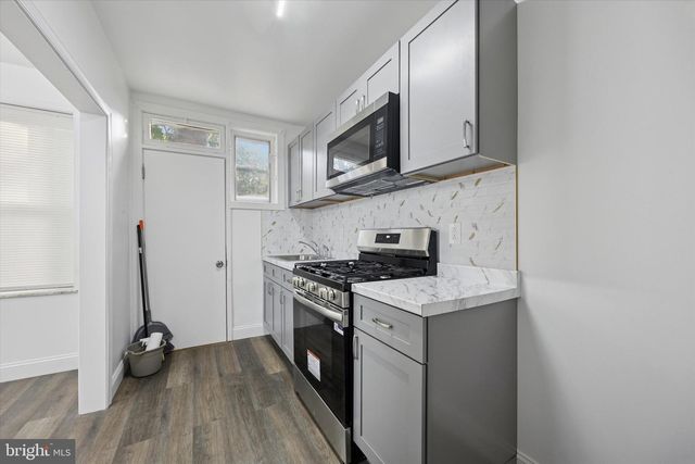 2515 S 68TH ST, Philadelphia, PA 19142