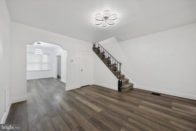 2515 S 68TH ST, Philadelphia, PA 19142