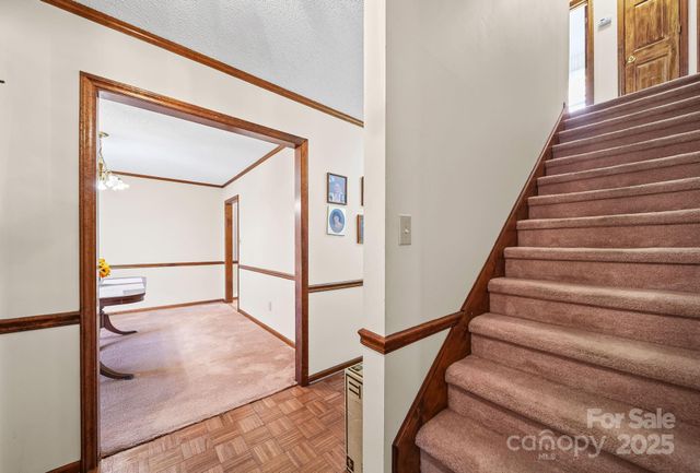 912 Cathedral Drive, Belmont, NC 28012