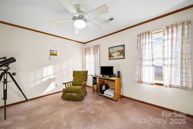 912 Cathedral Drive, Belmont, NC 28012