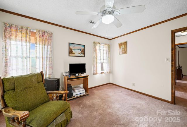 912 Cathedral Drive, Belmont, NC 28012