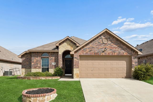 405 Rodger Street, Wilmer, TX 75172