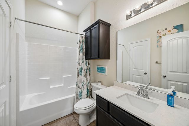 405 Rodger Street, Wilmer, TX 75172