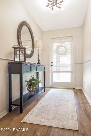 102 Steeple Chase Drive, Lafayette, LA 70506