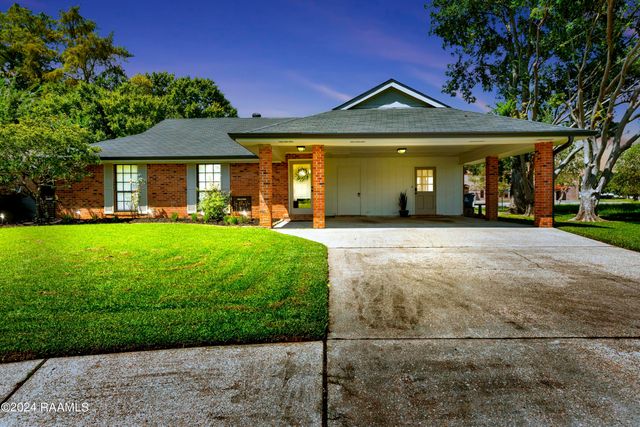 102 Steeple Chase Drive, Lafayette, LA 70506