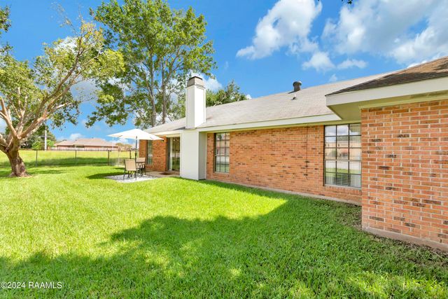 102 Steeple Chase Drive, Lafayette, LA 70506