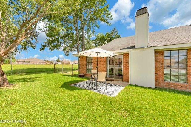 102 Steeple Chase Drive, Lafayette, LA 70506