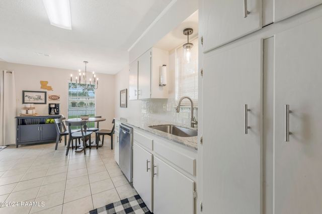 102 Steeple Chase Drive, Lafayette, LA 70506