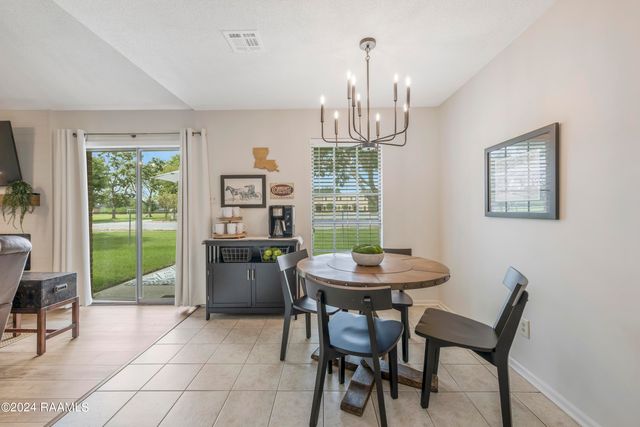102 Steeple Chase Drive, Lafayette, LA 70506