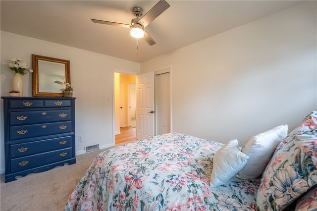 107 Horseshoe Dr, Unity Twp, PA 15650