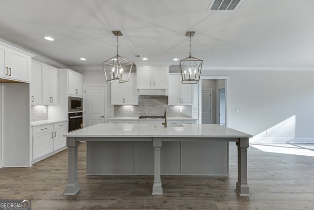 1833 Piney Bend Drive, Buford, GA 30518