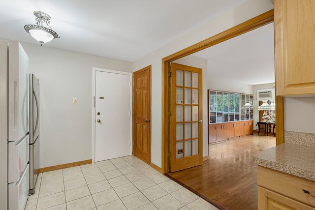 8804 Briar Court 2C, Des Plaines, IL 60016
