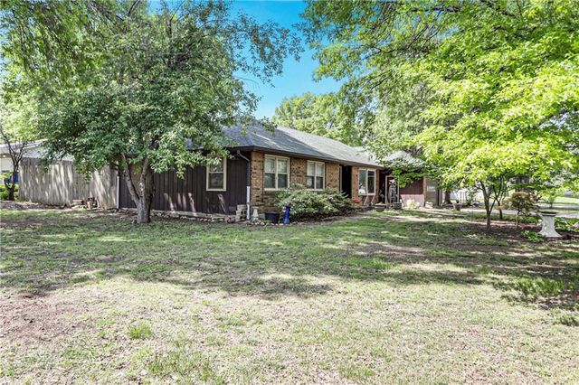 5 W 13th Street, Eudora, KS 66025