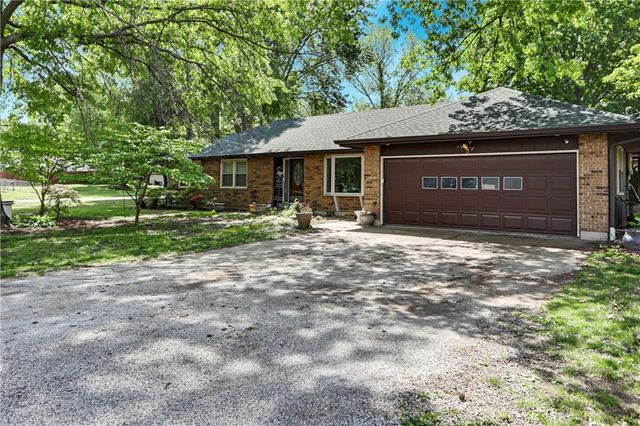 5 W 13th Street, Eudora, KS 66025
