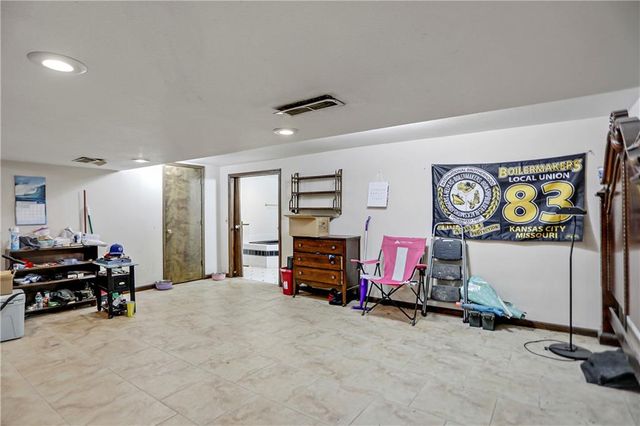 5 W 13th Street, Eudora, KS 66025