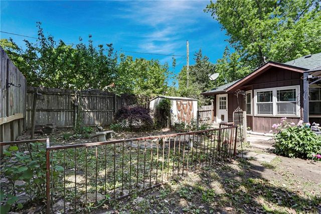 5 W 13th Street, Eudora, KS 66025