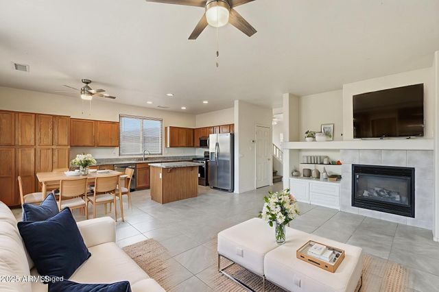 17441 W ROCK WREN Court, Goodyear, AZ 85338