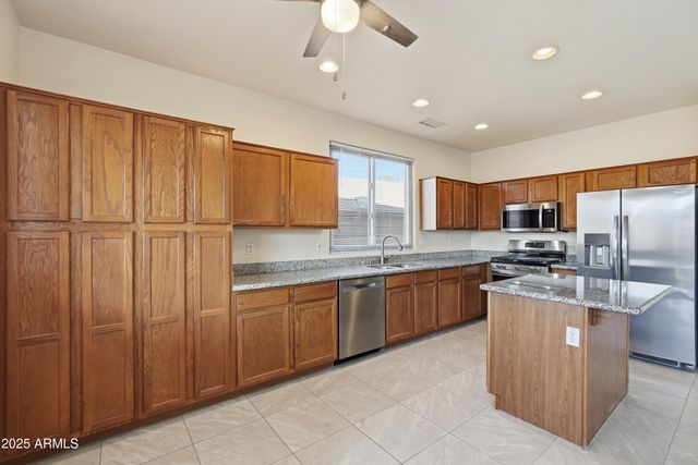 17441 W ROCK WREN Court, Goodyear, AZ 85338