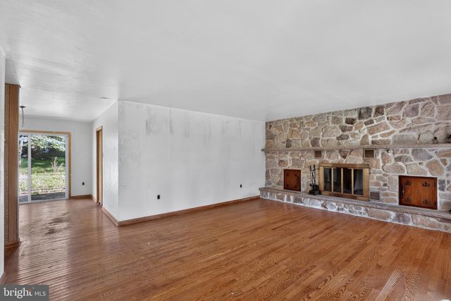 510 GREEN VALLEY RD, Langhorne, PA 19047