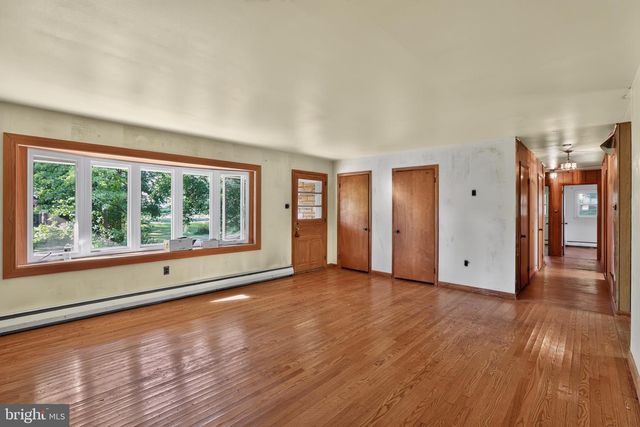 510 GREEN VALLEY RD, Langhorne, PA 19047