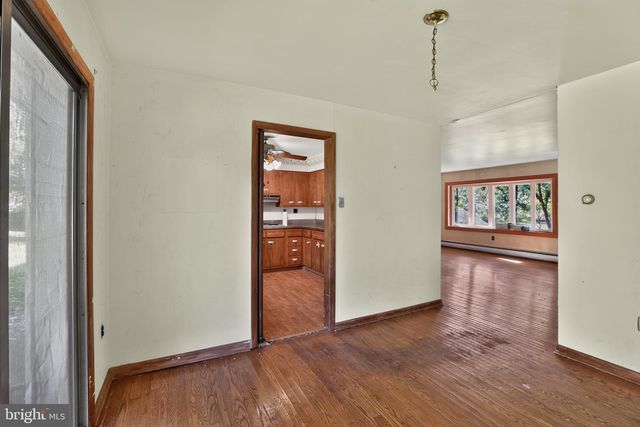 510 GREEN VALLEY RD, Langhorne, PA 19047