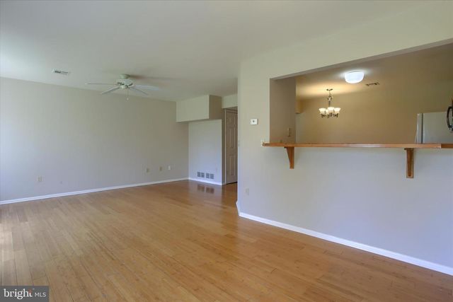 114 CARDINAL LN, Hummelstown, PA 17036