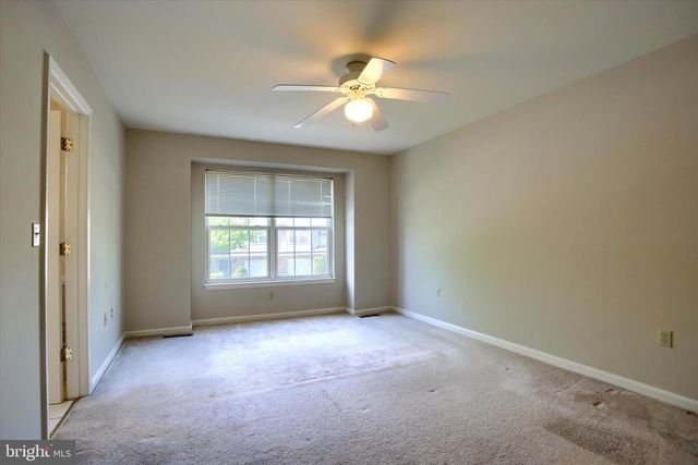 114 CARDINAL LN, Hummelstown, PA 17036