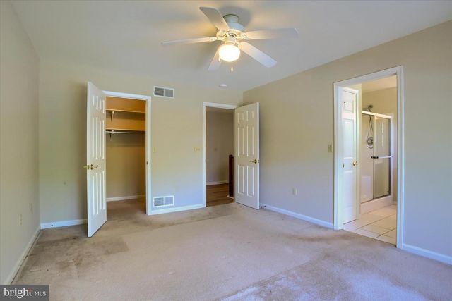 114 CARDINAL LN, Hummelstown, PA 17036
