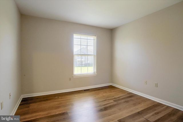 114 CARDINAL LN, Hummelstown, PA 17036