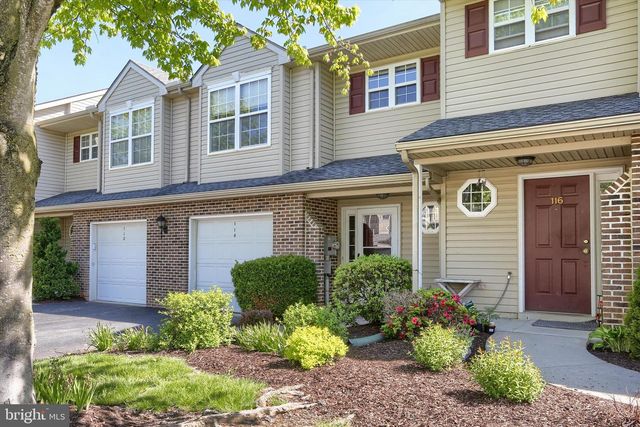 114 CARDINAL LN, Hummelstown, PA 17036