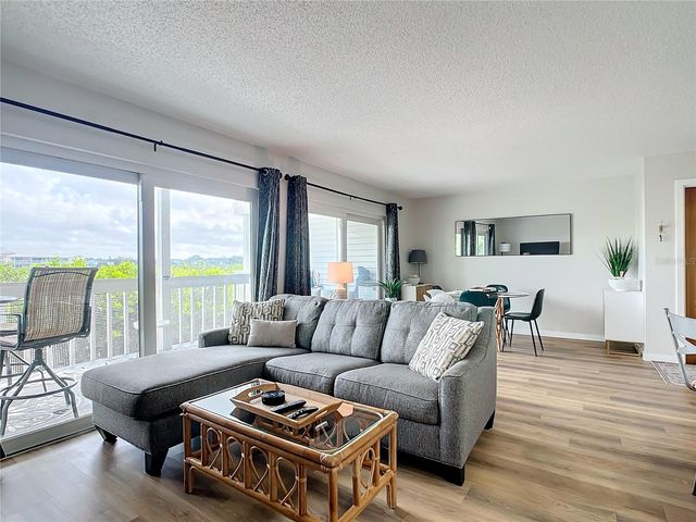 19727 GULF BOULEVARD G1, Indian Rocks Beach, FL 33785
