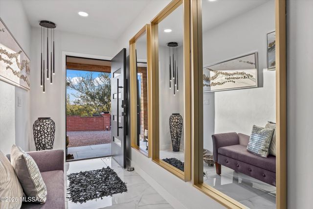 5045 E Calle Chueca, Tucson, AZ 85718