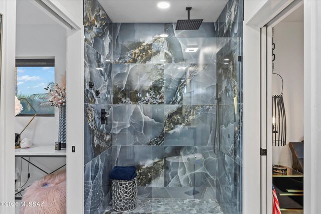 5045 E Calle Chueca, Tucson, AZ 85718