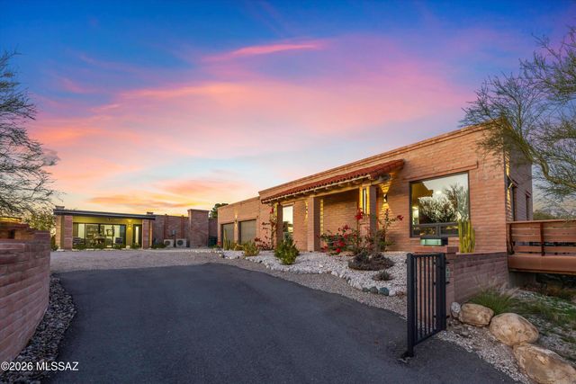 5045 E Calle Chueca, Tucson, AZ 85718