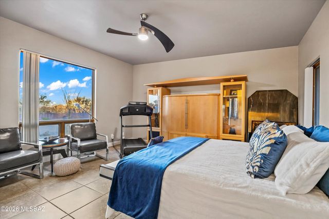 5045 E Calle Chueca, Tucson, AZ 85718