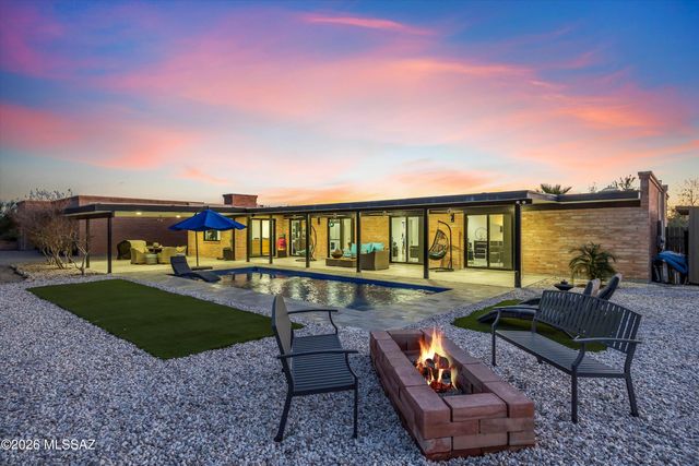 5045 E Calle Chueca, Tucson, AZ 85718