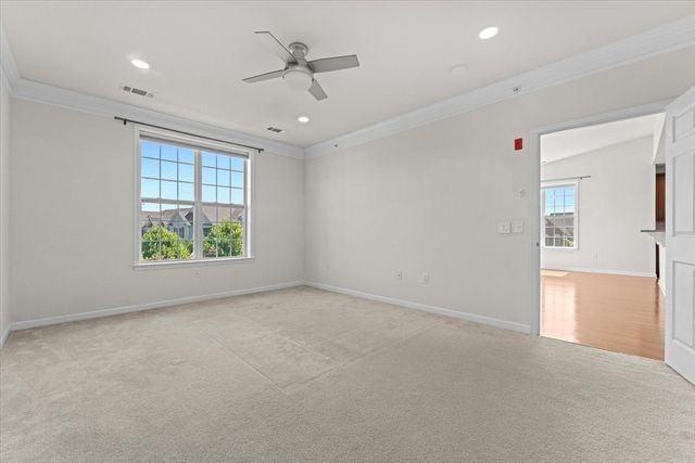 216 Corning Fairbanks 216, Westborough, MA 01581