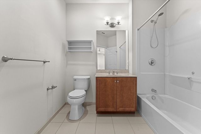 216 Corning Fairbanks 216, Westborough, MA 01581