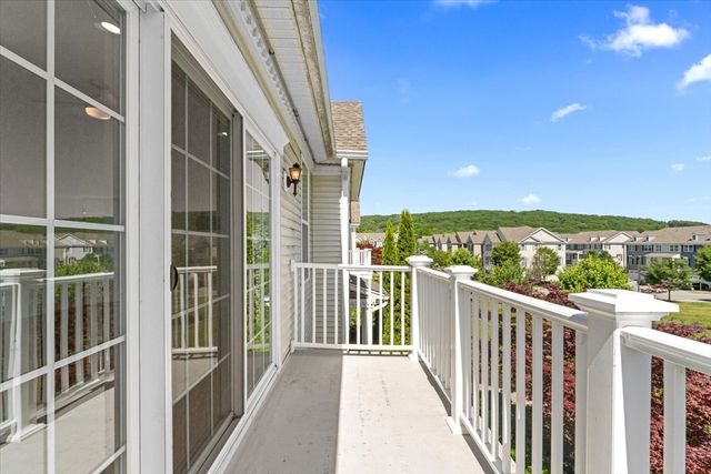 216 Corning Fairbanks 216, Westborough, MA 01581
