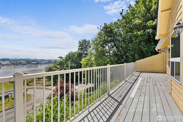 718 Sherman Street NW, Olympia, WA 98502