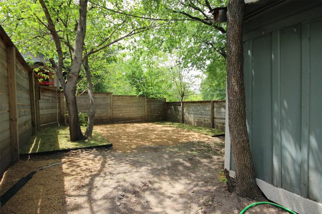 1003 Charlotte ST A, Austin, TX 78703
