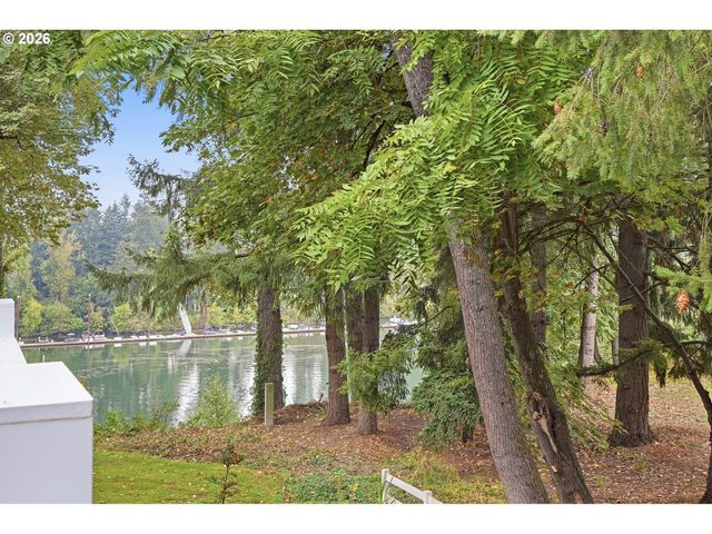 8425 Sw CURRY Dr C, Wilsonville, OR 97070