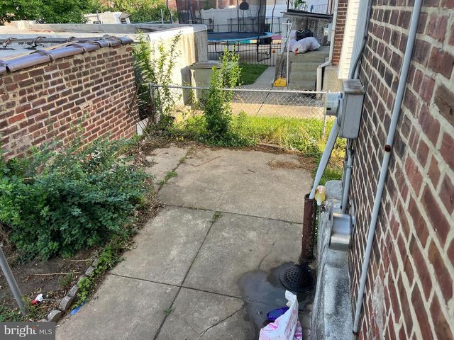 4212 MERIDIAN ST, Philadelphia, PA 19136